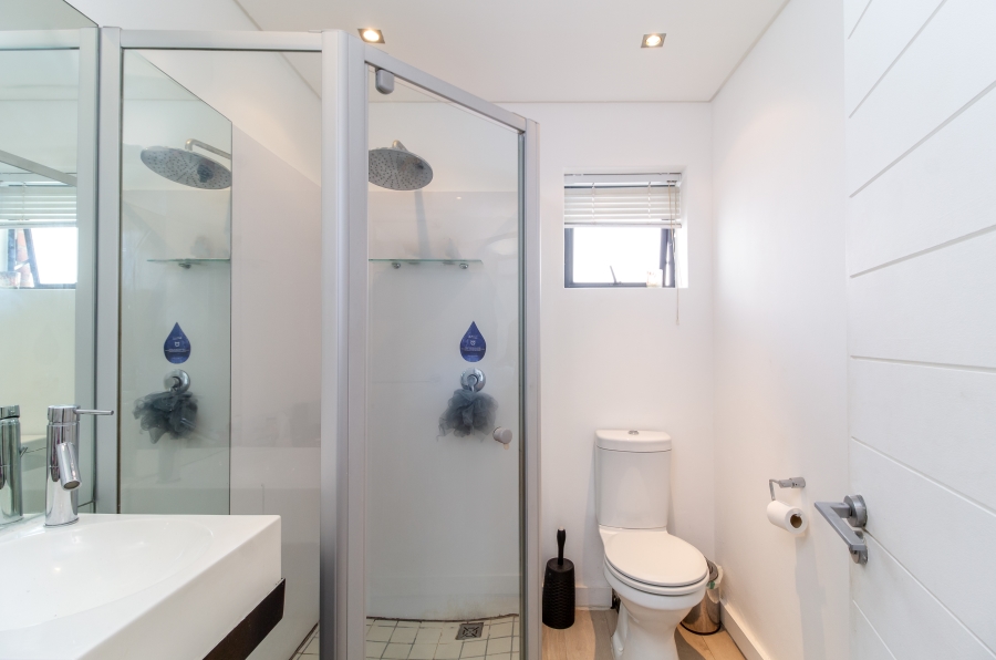 1 Bedroom Property for Sale in Green Point Western Cape